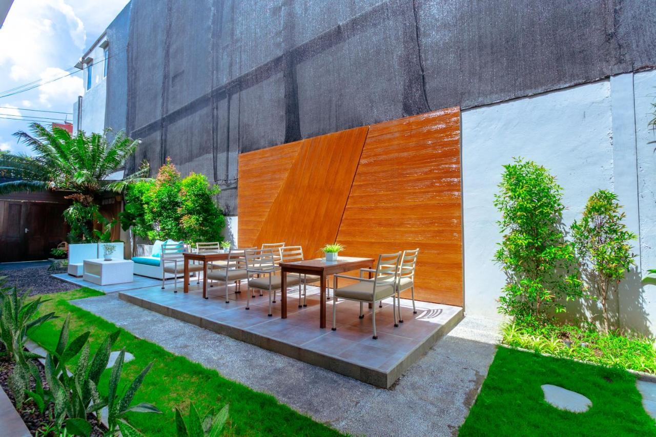 Lega Legi Town House Seminyak By The Lavana エクステリア 写真