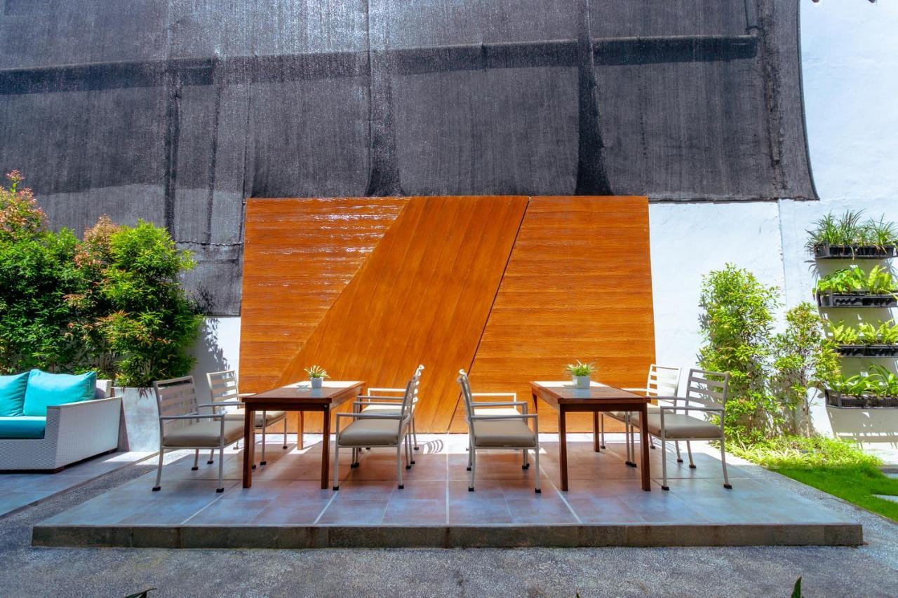 Lega Legi Town House Seminyak By The Lavana エクステリア 写真